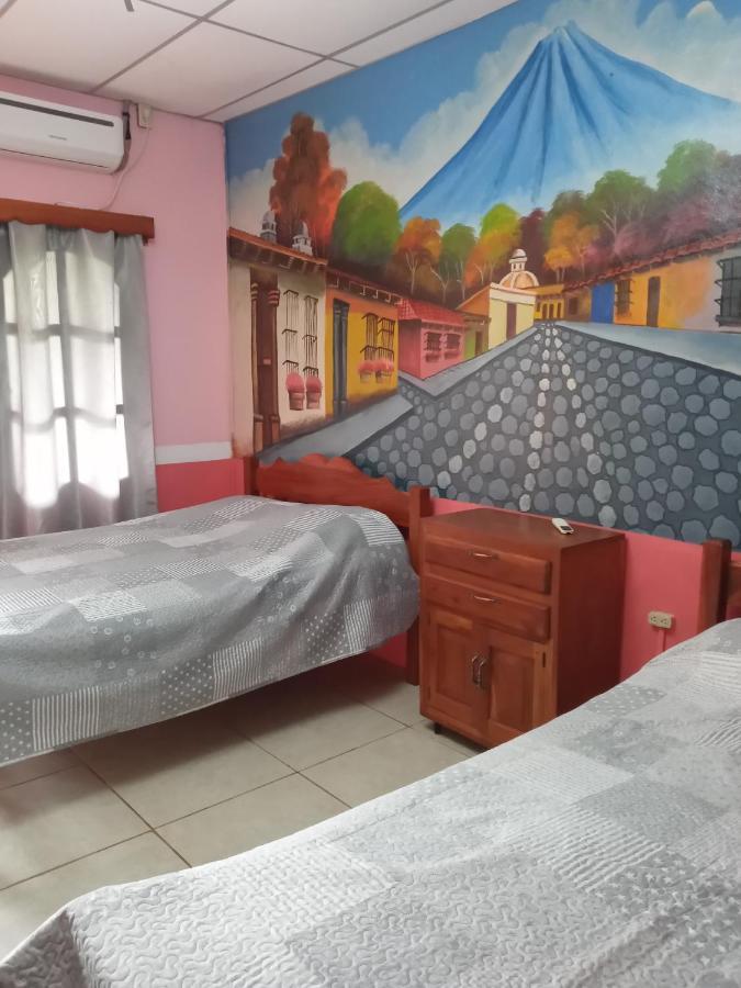 Hospedaje Hefziba 莫约加尔帕 外观 照片