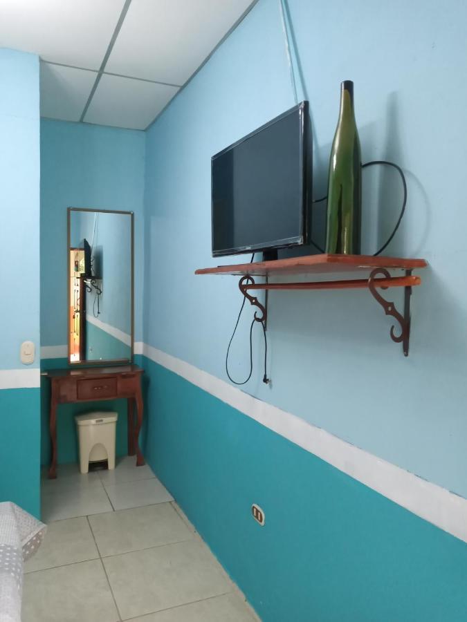 Hospedaje Hefziba 莫约加尔帕 外观 照片